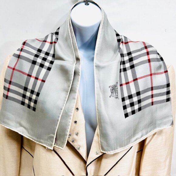 Burberrys 100% Silk Scarf 34" Nova Check Plaid Equestrian Knight Gray Black (61) - Picture 4 of 14